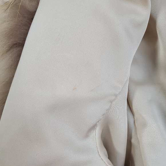 NWT Alice + Olivia 100% Asiatic Raccon Fur Coat - Picture 16 of 16